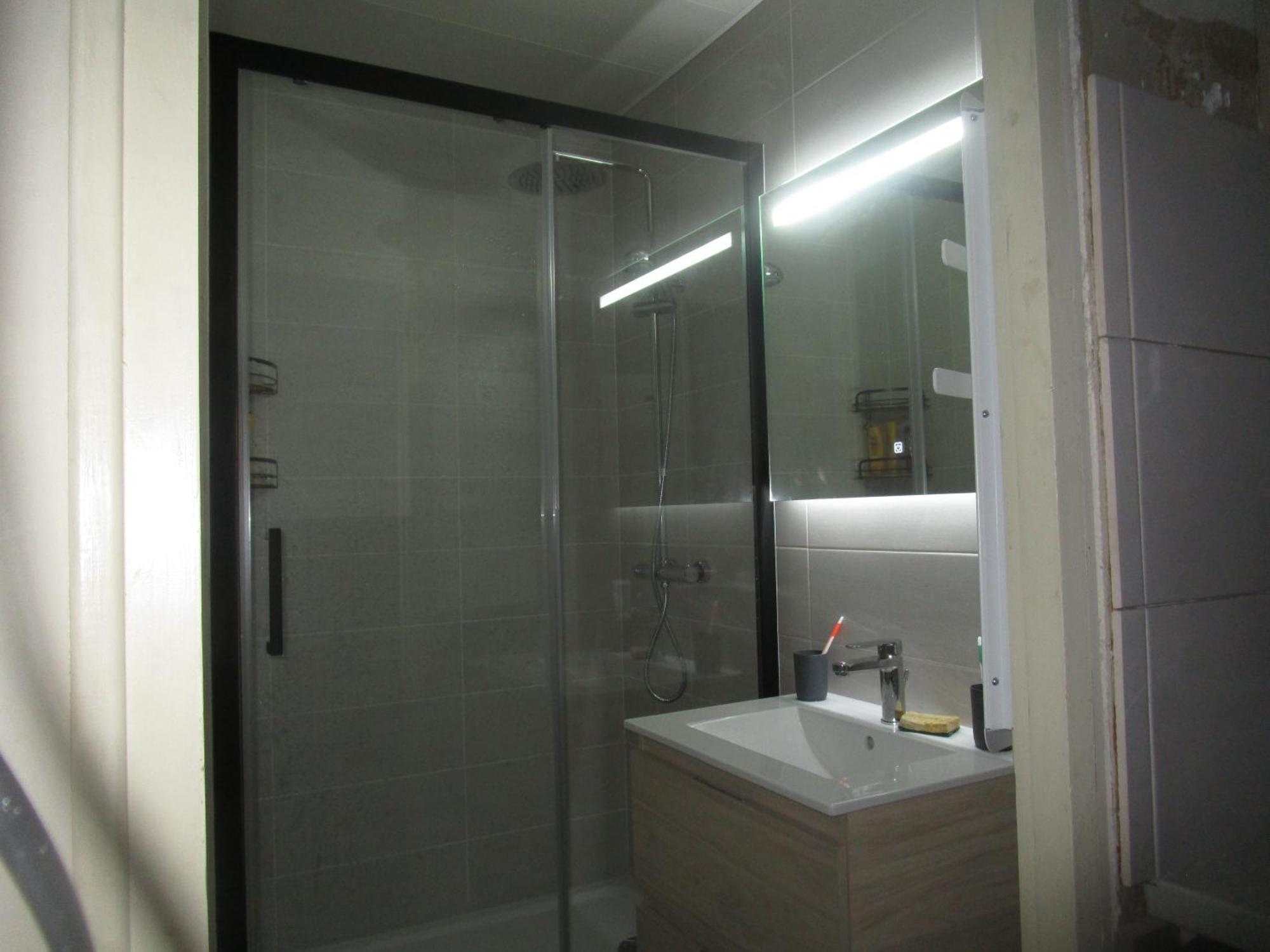Central: Thermes & Télécabines à Proximité Apartment *